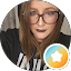 Profile photo of Rebecca Arnold
