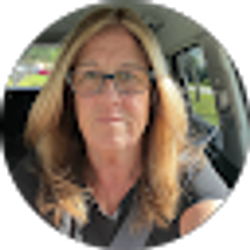 Profile photo of Shelley Zohler