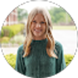 Profile photo of Lyndsey Mickle