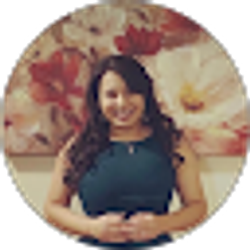 Profile photo of Vivian Recinos