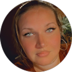 Profile photo of Joanna Lenart