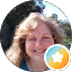 Profile photo of Julie Carmon