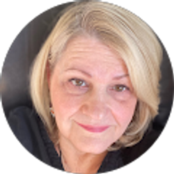 Profile photo of Dahna Willis