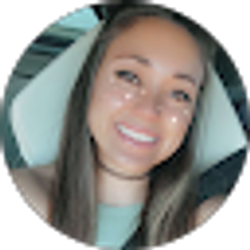 Profile photo of Nikki Mortensen