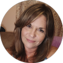 Profile photo of Heather Knapp