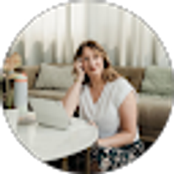 Profile photo of Elissa Paukner