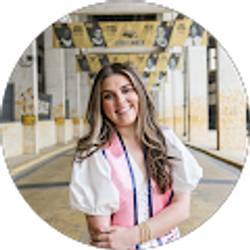 Profile photo of Bailey Tompkins