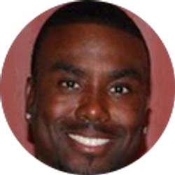 Profile photo of Elliott Giles