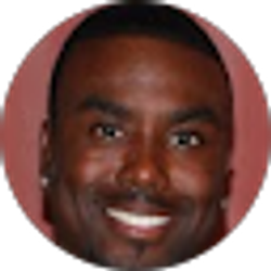 Profile photo of Elliott Giles