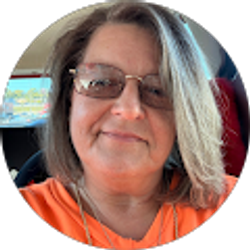 Profile photo of Carri Estes