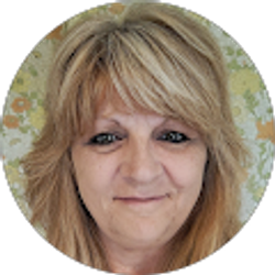 Profile photo of Lynette L