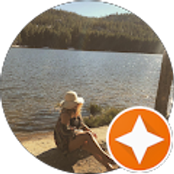 Profile photo of Lizzie Rose