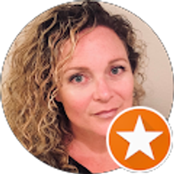 Profile photo of Kristen Robertson