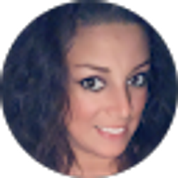 Profile photo of Nicole Vanoy