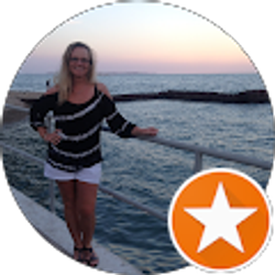 Profile photo of Jennifer Bayless