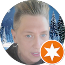 Profile photo of Robyn Stitt