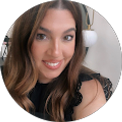Profile photo of Isthar Salgado Hair Studio