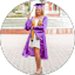 Profile photo of Kayla Hymiller