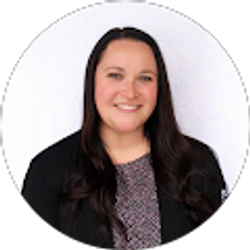Profile photo of Lauren McGary