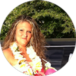 Profile photo of Leanna Harding