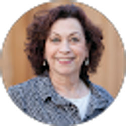 Profile photo of Rebekah Chisholm