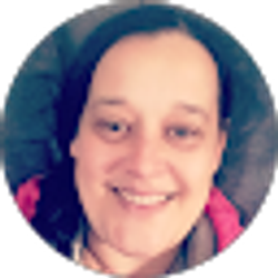 Profile photo of shelle hahn