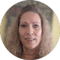 Profile photo of Michelle Prows