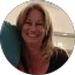 Profile photo of Leslie Marie Mauck