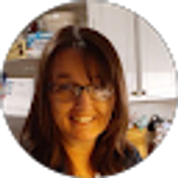 Profile photo of Rebecca Roberts