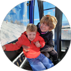 Profile photo of Debbie Reeves