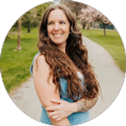 Profile photo of Ricki Schwab