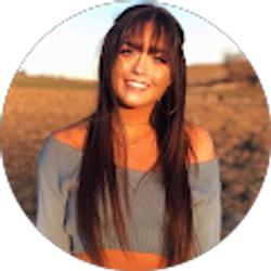 Profile photo of nikki dees