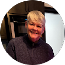 Profile photo of Elizabeth Kessler