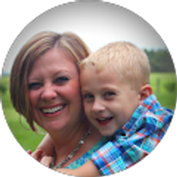 Profile photo of Kelly Niehaus