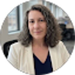 Profile photo of Lisa Krutka