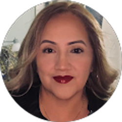 Profile photo of Gloria Deloera