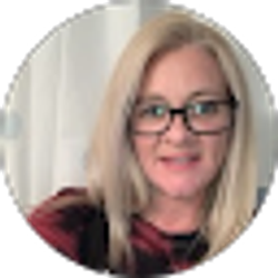 Profile photo of Shannon Ostrye