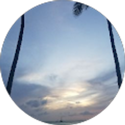 Profile photo of Laura Gray