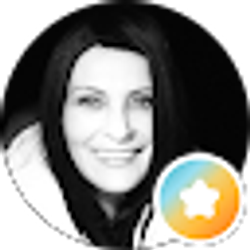 Profile photo of Christina Moon