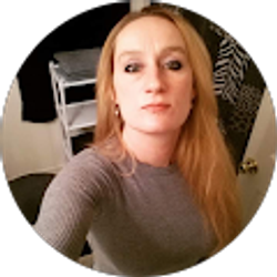 Profile photo of Jennifer Faria