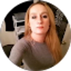 Profile photo of Jennifer Faria