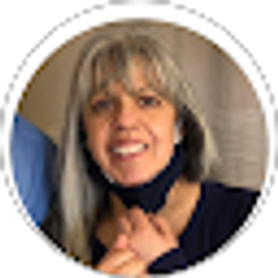 Profile photo of Anna Deaver