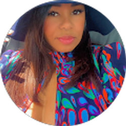 Profile photo of Yindy Allen