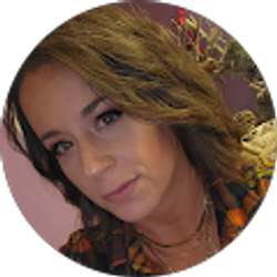 Profile photo of Desiree Simpkins