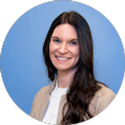 Profile photo of Courtnie Dunker