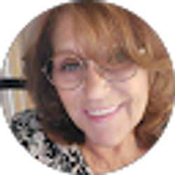 Profile photo of Pam Bollinger