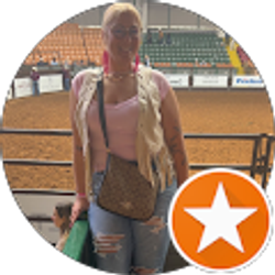 Profile photo of Amanda Holland