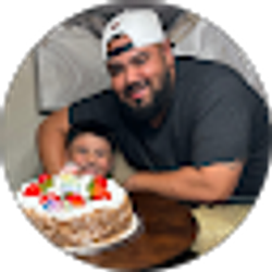 Profile photo of Leo Garza