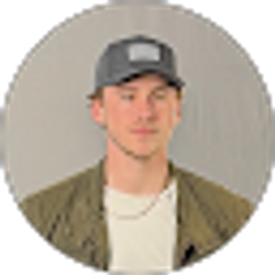 Profile photo of Robbie Keech