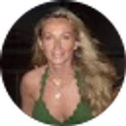 Profile photo of Jennifer OJ